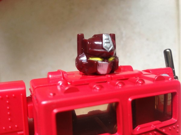 BAPE Red Cammo Convoy Exclusive Optimus Prime Figure Out The Box Image  (33 of 41)